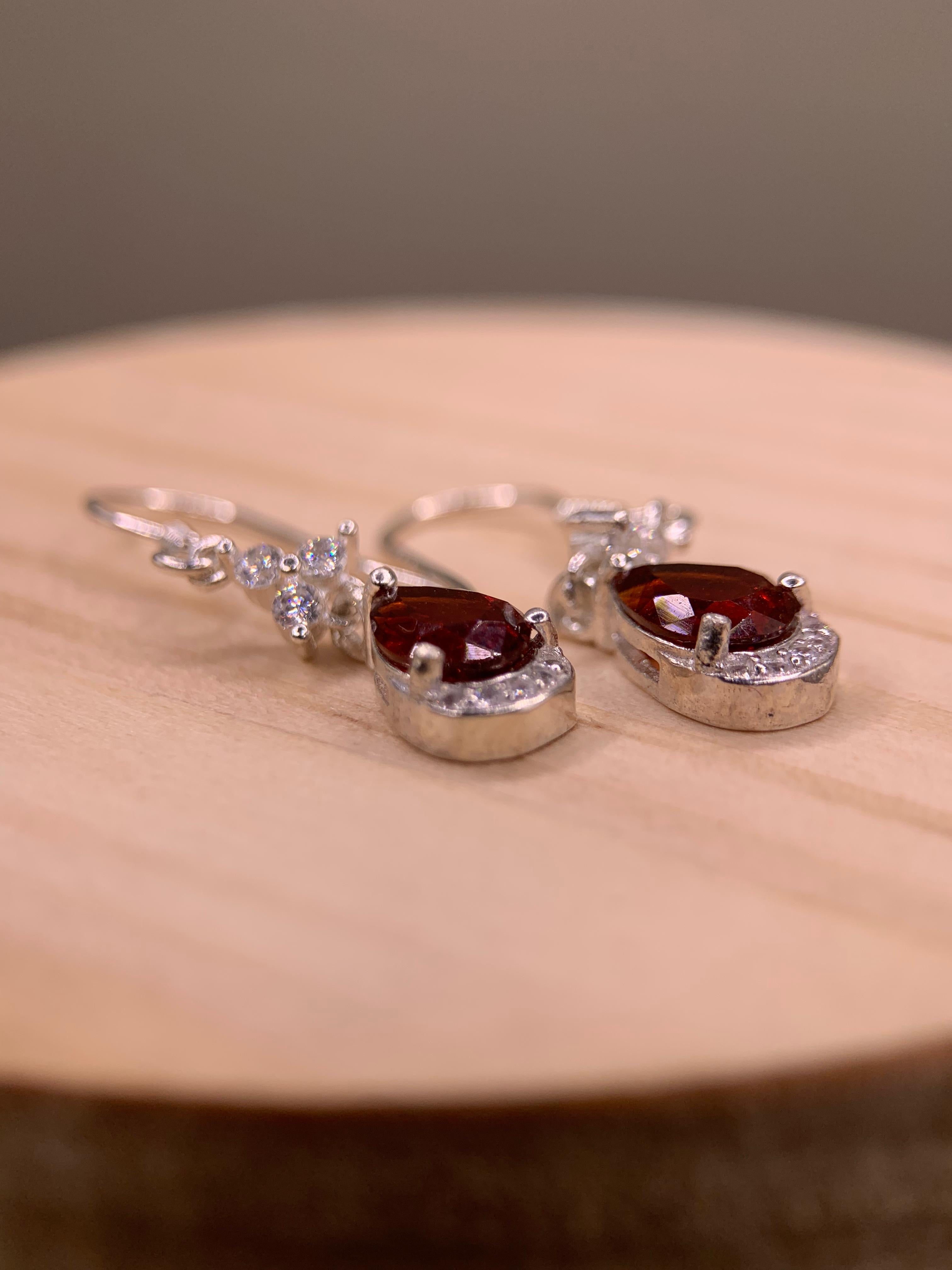 Garnet Earrings in Silver