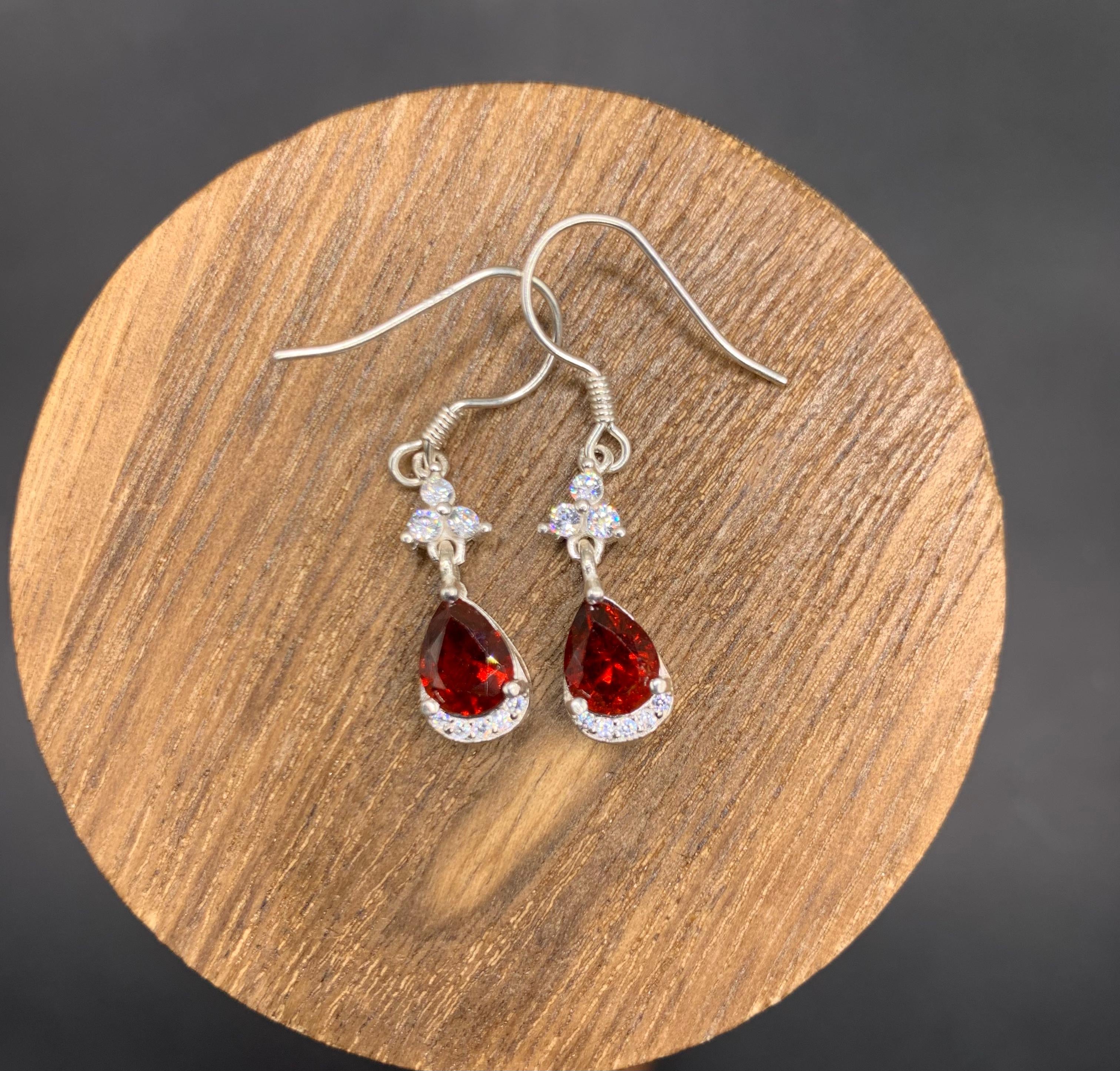 Garnet Earrings in Silver
