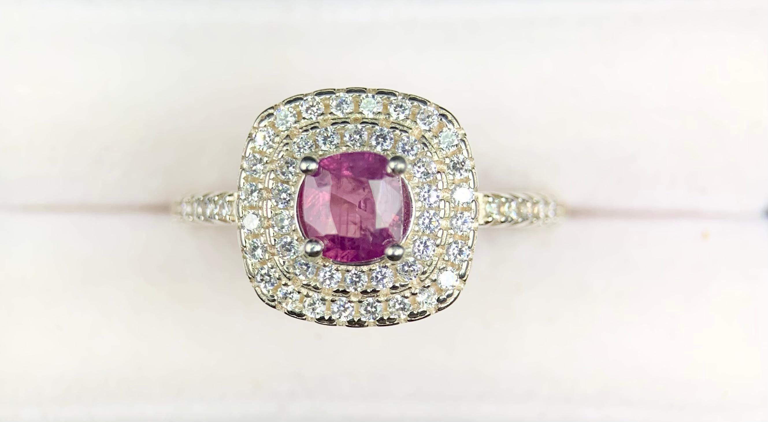 Kashmir Sapphire ring