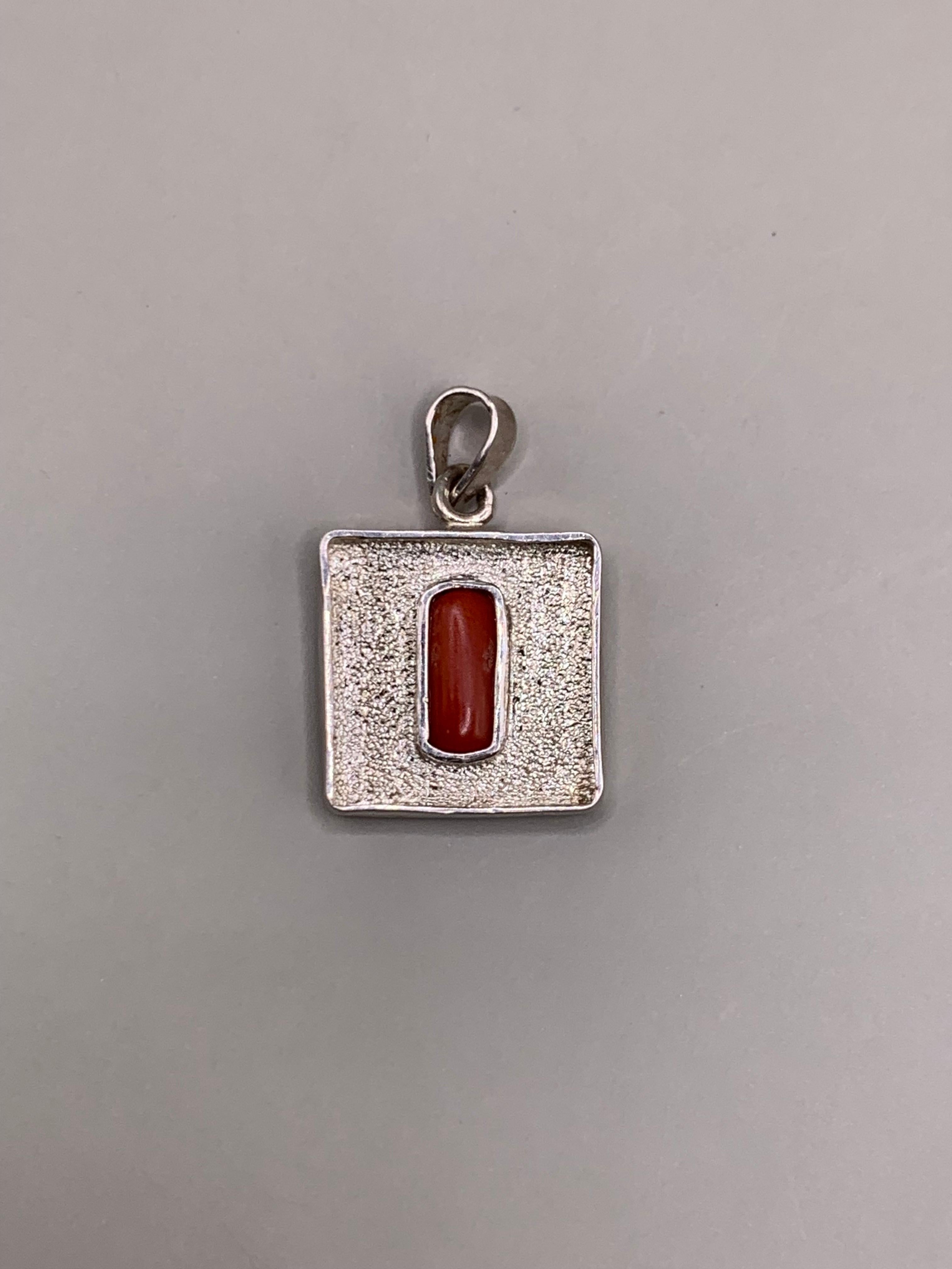 Marjan Pendant/Locket in Silver